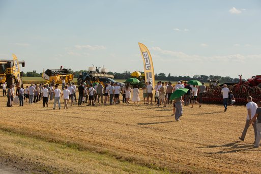 Технології, досвід і професійний діалог – День поля ВІЛІЇ 2026