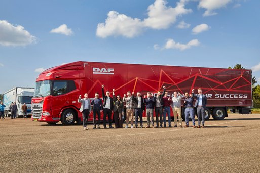 Візит на завод DAF: ВІЛІЯ поповнила автопарк на 6 вантажівок